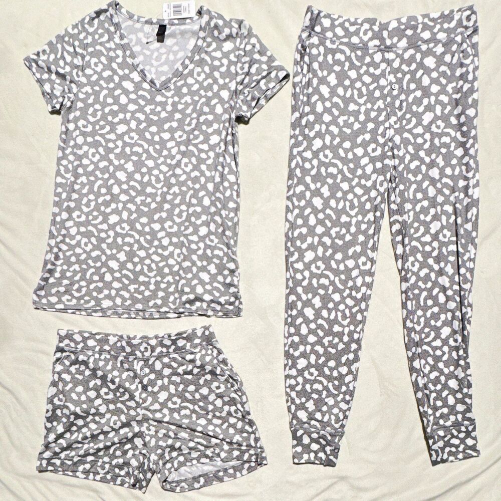 32 Degrees COOL Women's XS Gray/White Leopard Print V-Neck 3pc Pajama Set